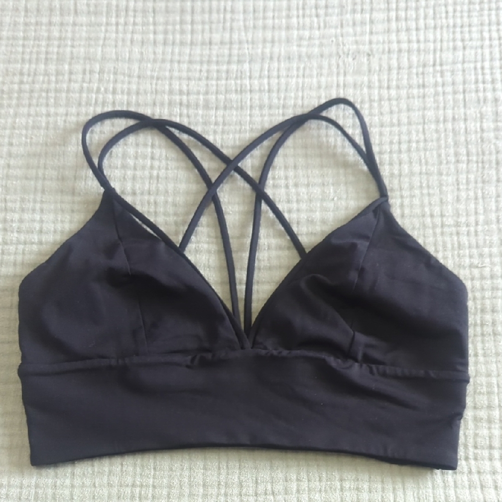 Lululemon Strappy Black Longline Bra (Black)